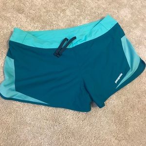 Patagonia W’s Stridor shorts - 3in. BNWT!!